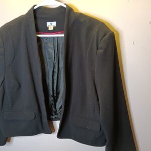 omen's Black Blazer